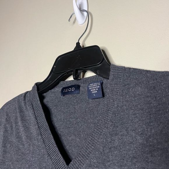 Izod Sweater Vest - Picture 4 of 7